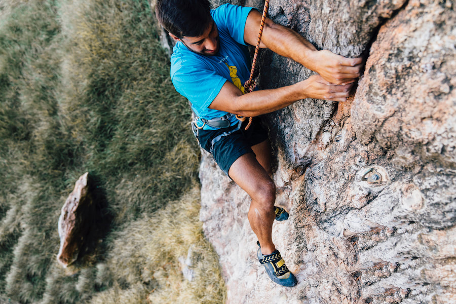 The Best Climbing Gear for Beginner Rock Climbers